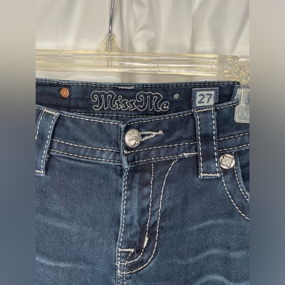 Miss Me Mid-Rise Easy Skinny Jeans - Picture 4 of 7